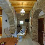 Petrino House Aperathos