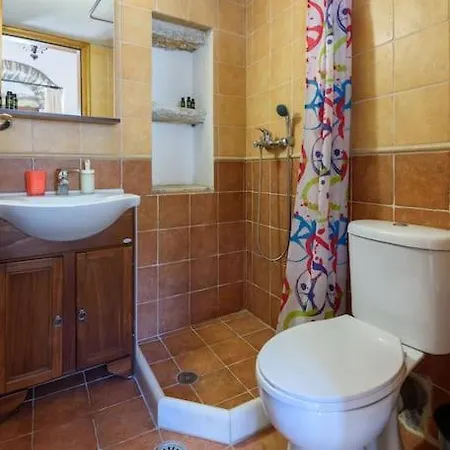 Petrino House Semesterbostad Apérathos