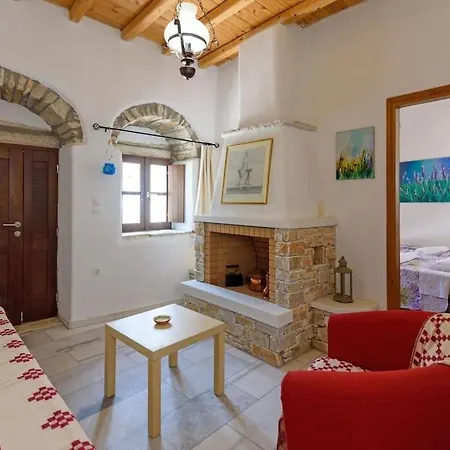 Petrino House * Apérathos