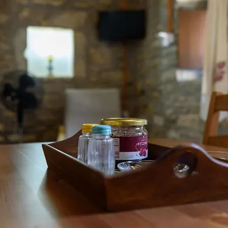 Semesterbostad Petrino House