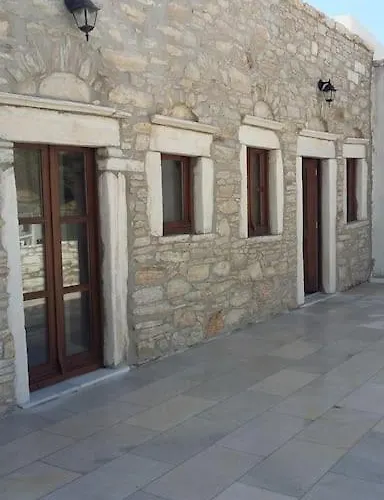 بيت للعطل Petrino House