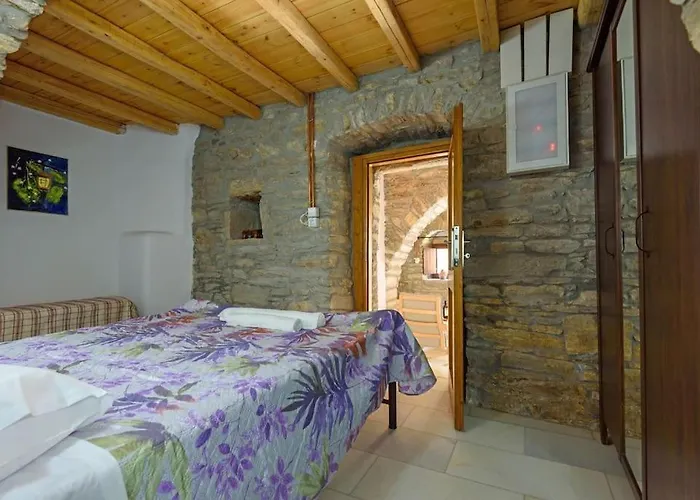 Petrino House بيت للعطل