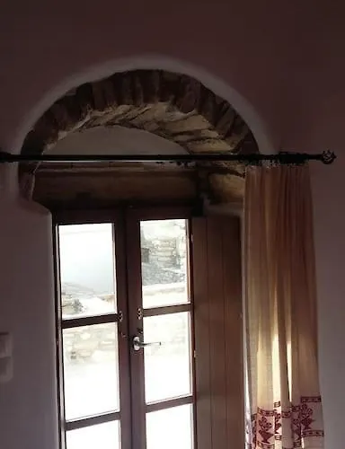 بيت للعطل Petrino House Apérathos