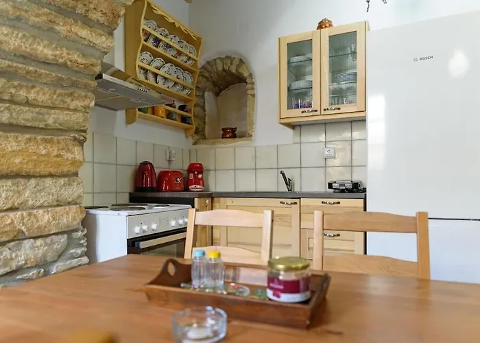 Petrino House بيت للعطل Apérathos